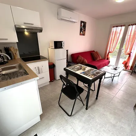 Holiday home Detente A Deux *